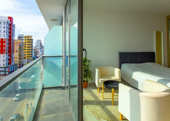 Standard Stylish Studio - Contactless Check-in&check Out Appartamento