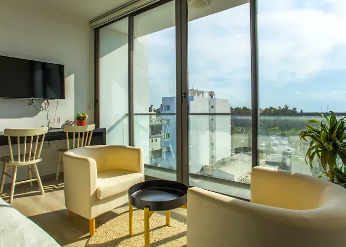 Standard Stylish Studio - Contactless Check-in&check Out